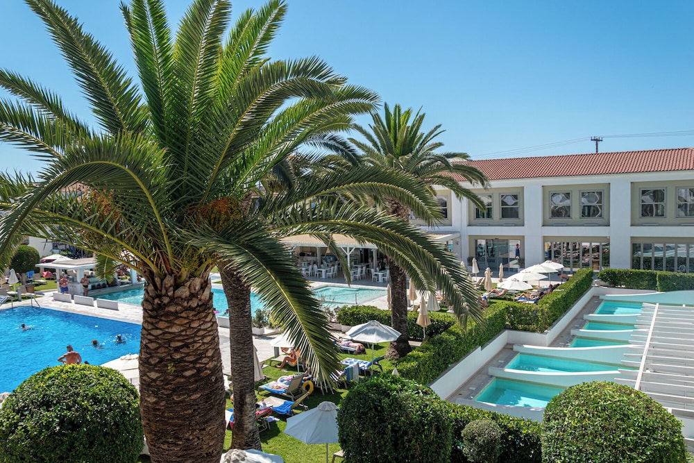 Zante Park Resort & Spa, BW Premier Collection — Swimming pool in Laganas, Ionian Islands