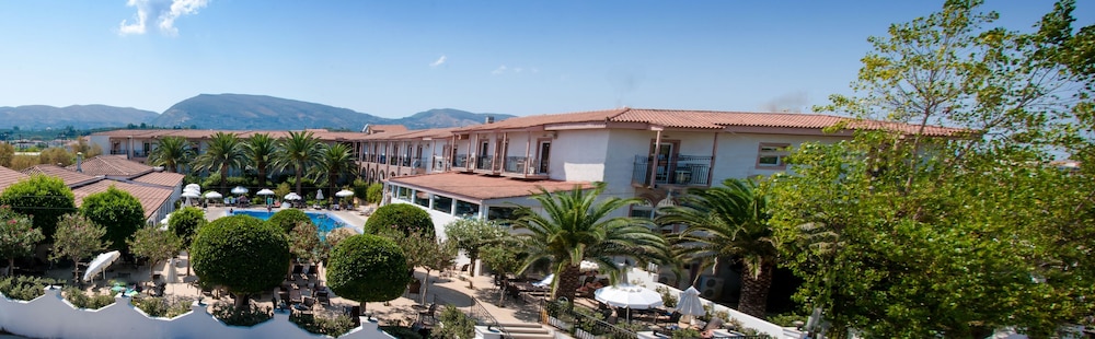 Zante Park Resort & Spa, BW Premier Collection — Hotel building in Laganas, Ionian Islands