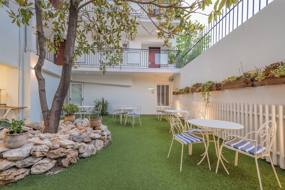 Zante Park Resort & Spa, BW Premier Collection — Hotel building in Laganas, Ionian Islands
