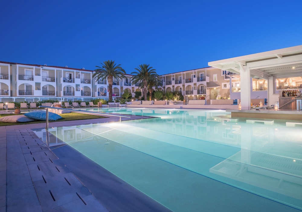 Zante Park Resort & Spa, BW Premier Collection — Swimming pool in Laganas, Ionian Islands