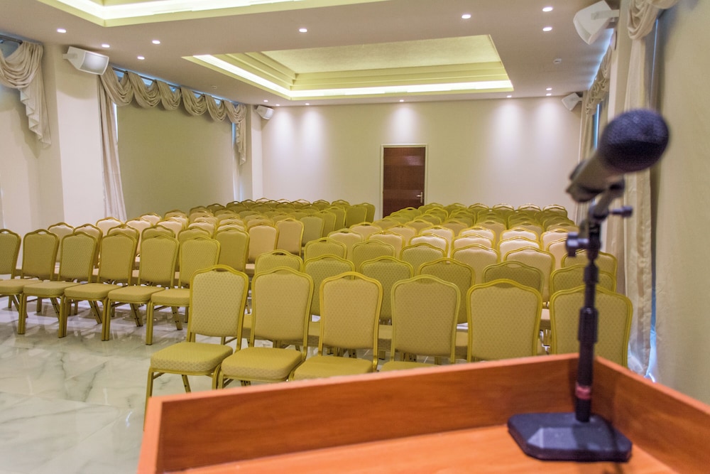 Zante Park Resort & Spa, BW Premier Collection — Hotel building in Laganas, Ionian Islands