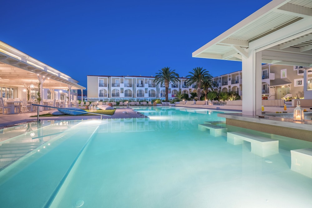 Zante Park Resort & Spa, BW Premier Collection — Swimming pool in Laganas, Ionian Islands