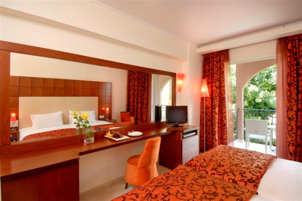 Zante Park Resort & Spa, BW Premier Collection — Hotel rooms in Laganas, Ionian Islands