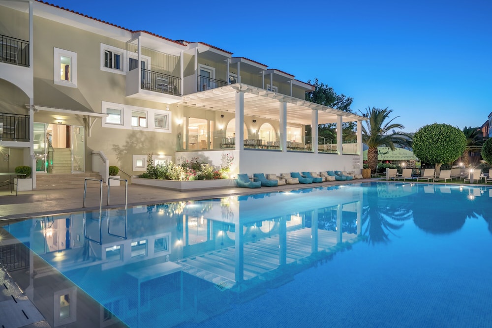 Zante Park Resort & Spa, BW Premier Collection — Swimming pool in Laganas, Ionian Islands