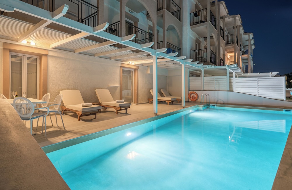 Zante Park Resort & Spa, BW Premier Collection — Swimming pool in Laganas, Ionian Islands