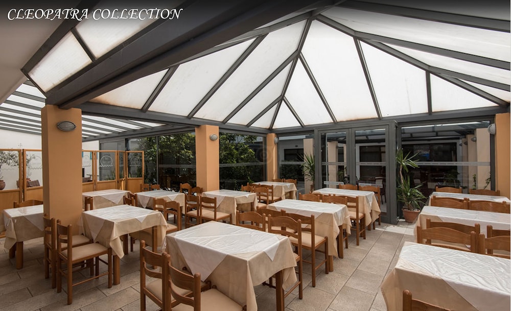 Cleopatra Superior — Restaurant & bars in Kardamena, South Aegean