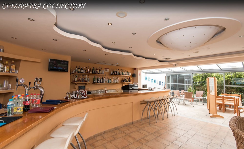 Cleopatra Superior — Restaurant & bars in Kardamena, South Aegean