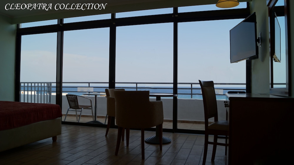 Cleopatra Superior — Restaurant & bars in Kardamena, South Aegean