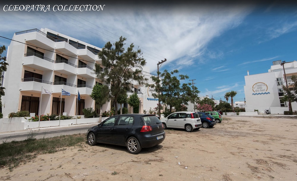 Cleopatra Superior — Hotel building in Kardamena, South Aegean