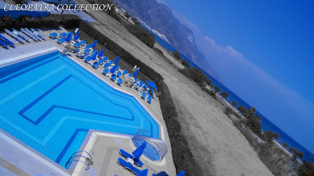 Cleopatra Superior — Swimming pool in Kardamena, South Aegean