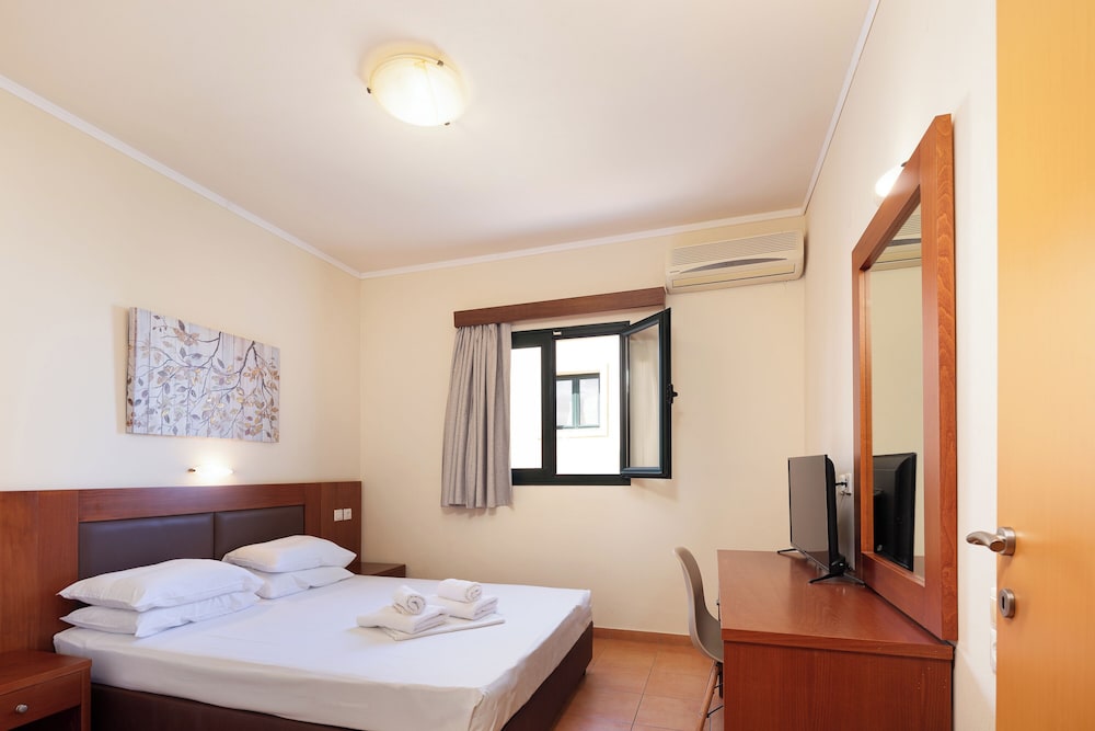 Dia Apartments — Hotel rooms in Hersonissos