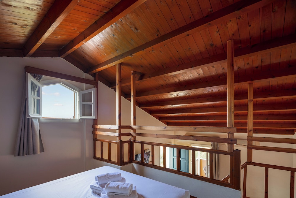 Dia Apartments — Hotel rooms in Hersonissos