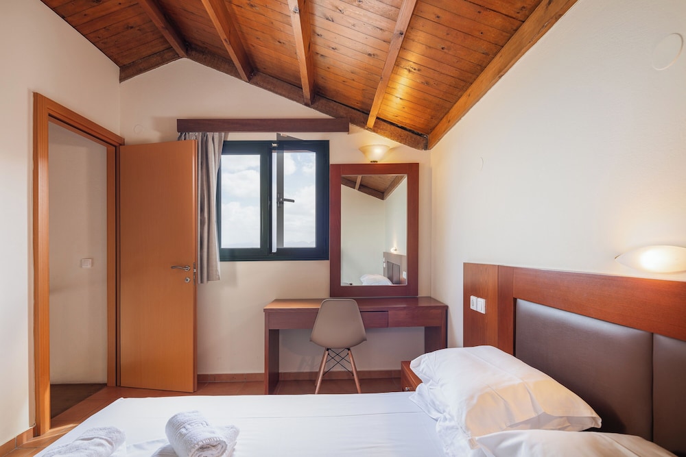 Dia Apartments — Hotel rooms in Hersonissos