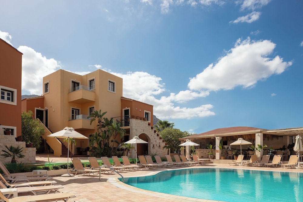 Dia Apartments — Main photo in Hersonissos