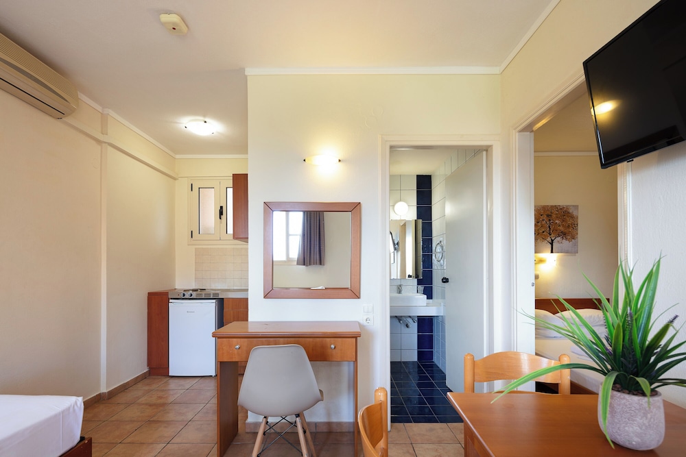 Dia Apartments — Hotel rooms in Hersonissos