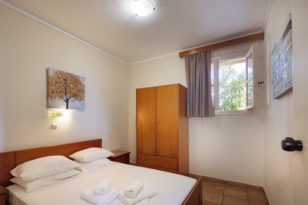 Dia Apartments — Hotel rooms in Hersonissos