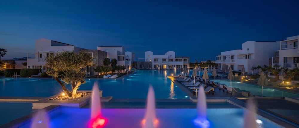 Diamond Deluxe Hotel Wellness & Spa - Adults only — Swimming pool in Kos Town, South Aegean
