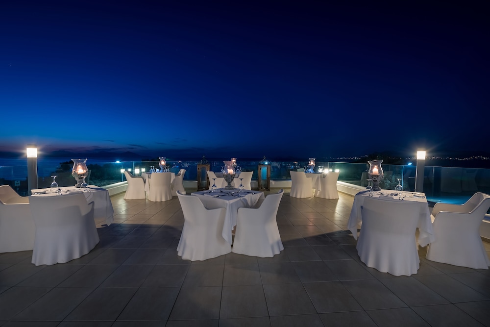 Diamond Deluxe Hotel Wellness & Spa - Adults only — Restaurant & bars in Kos Town, South Aegean