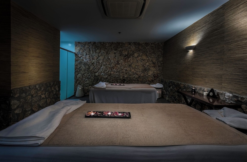 Diamond Deluxe Hotel Wellness & Spa - Adults only — Hotel rooms in Kos Town, South Aegean