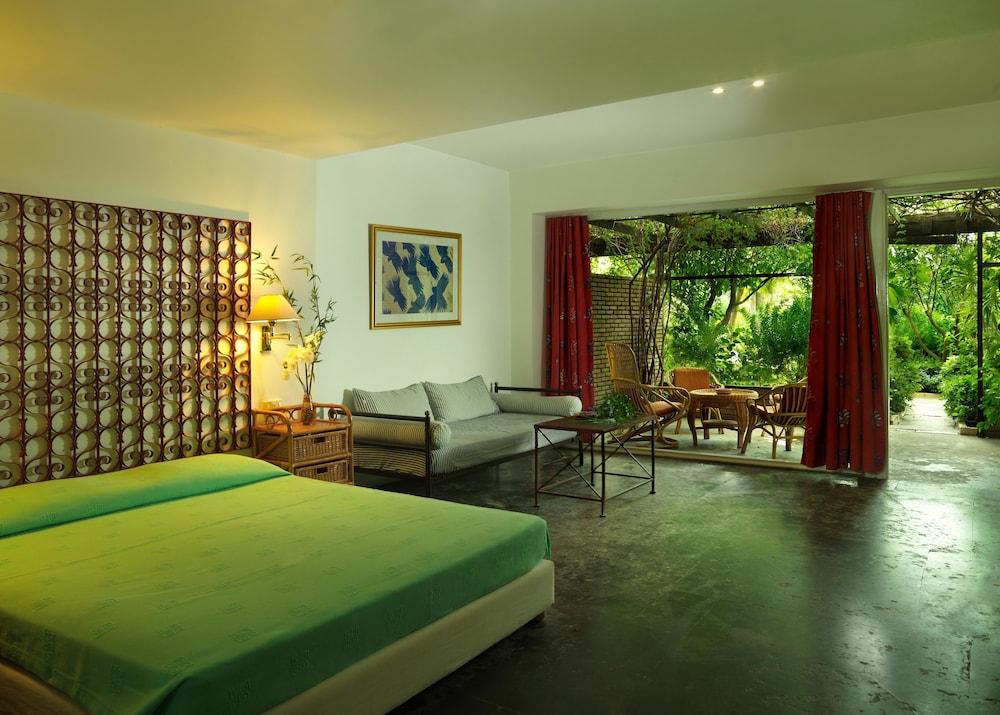 Dionysos Hotel — Hotel rooms in Rhodes Town, South Aegean