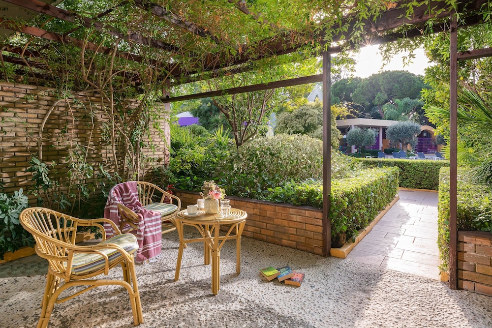 Dionysos Hotel — Restaurant & bars in Rhodes Town, South Aegean