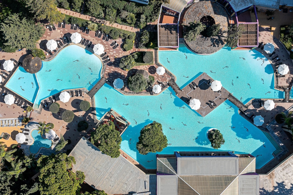 Dionysos Hotel — Swimming pool in Rhodes Town, South Aegean