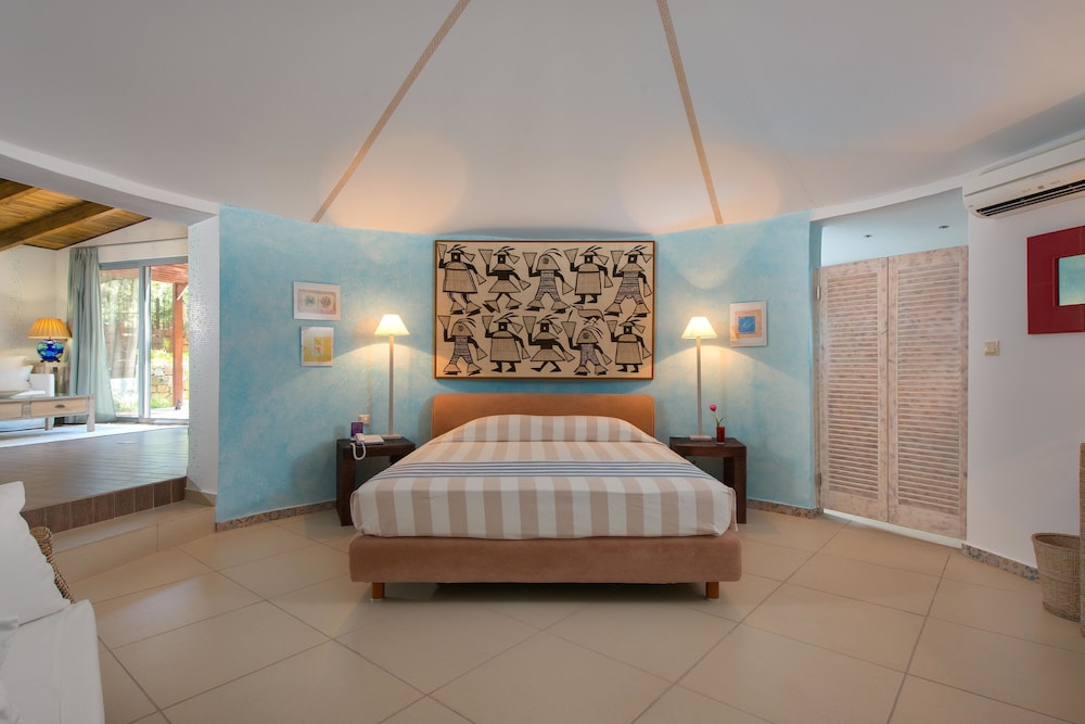 Dionysos Hotel — Hotel rooms in Rhodes Town, South Aegean