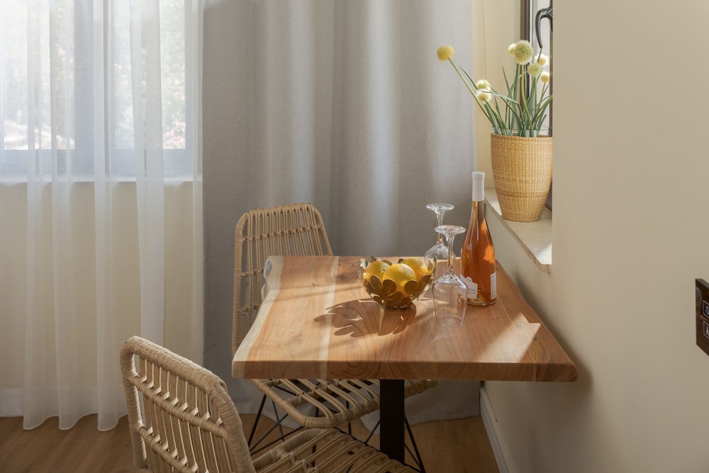 Driades Apartments by Estia — Restaurant & bars in Hersonissos