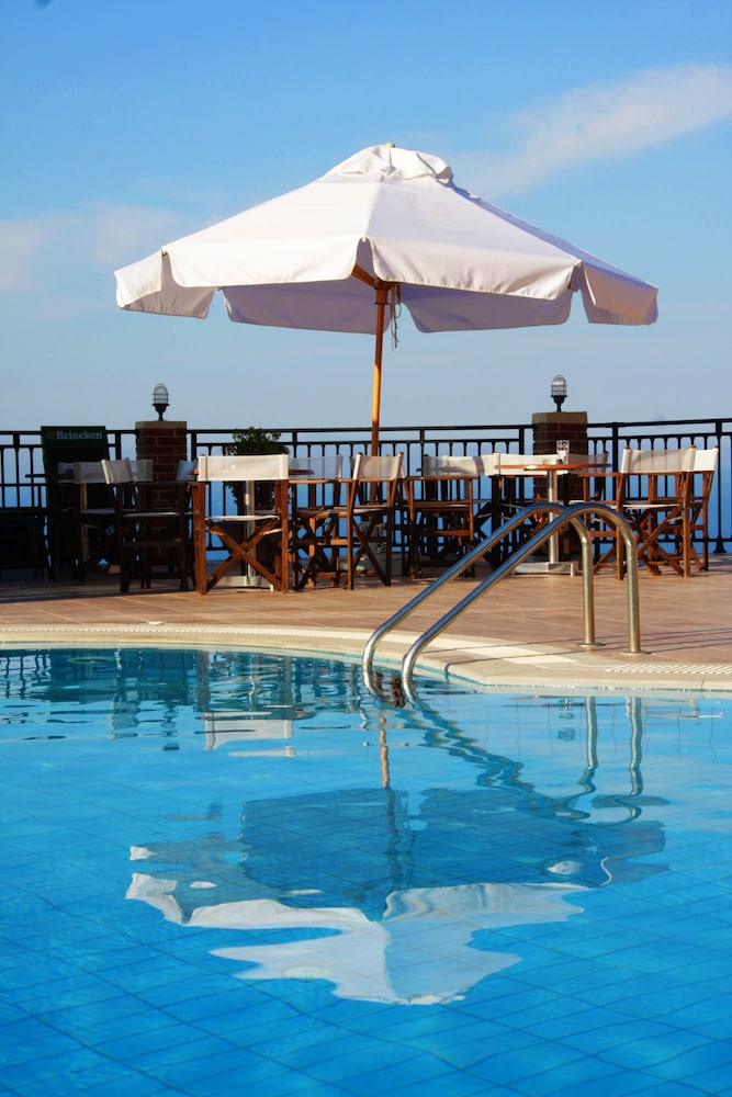 Driades Apartments by Estia — Swimming pool in Hersonissos