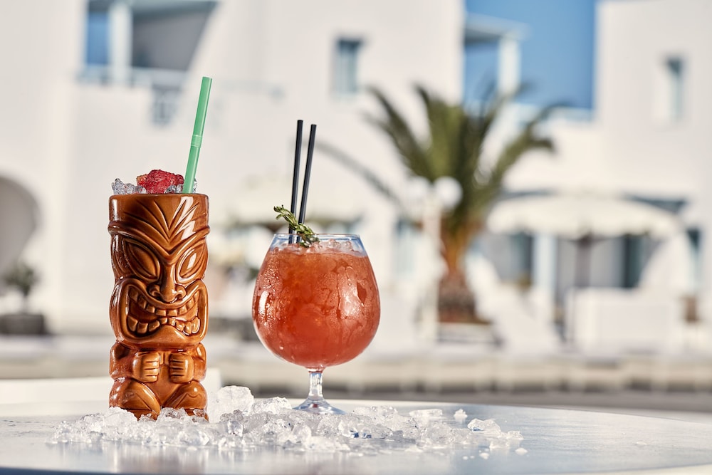 El Greco Resort — Restaurant & bars in Karterados, South Aegean