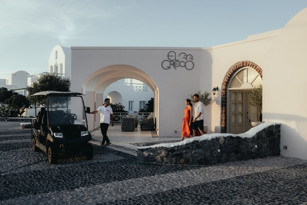 El Greco Resort — Hotel building in Karterados, South Aegean