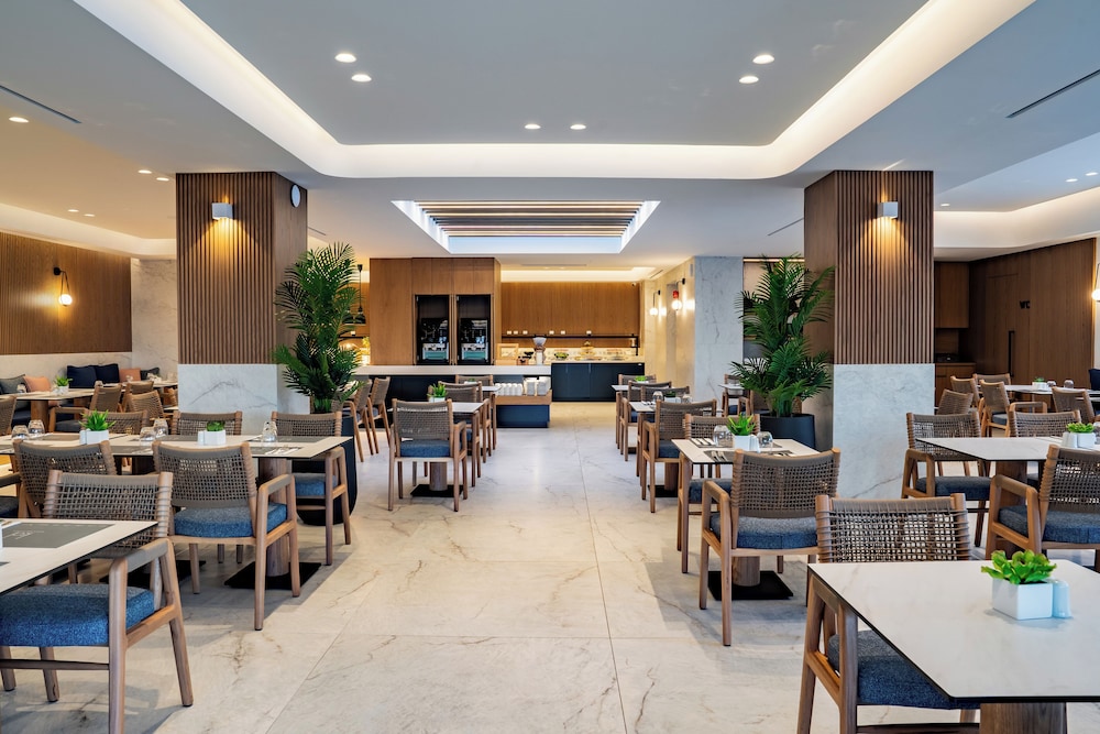 El Greco Resort — Restaurant & bars in Karterados, South Aegean
