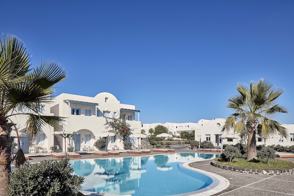 El Greco Resort — Swimming pool in Karterados, South Aegean