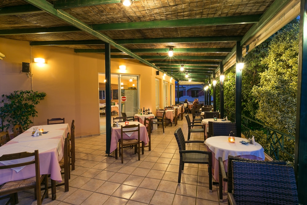 Elotia Hotel — Restaurant & bars in Chania