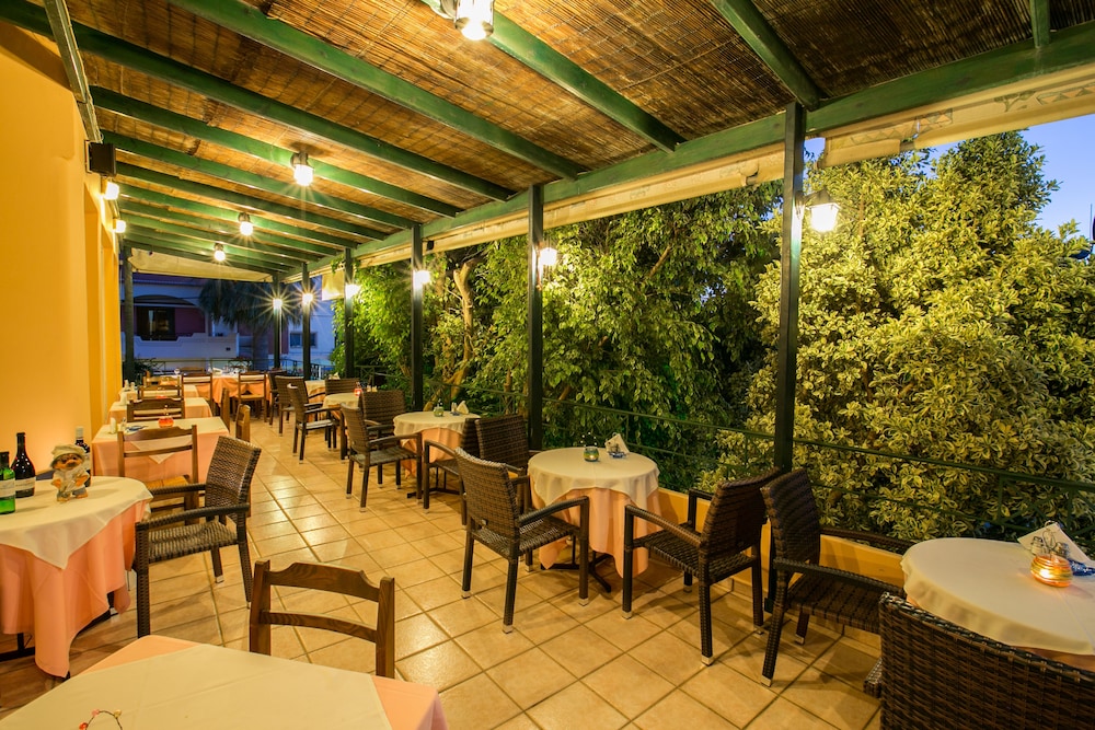 Elotia Hotel — Restaurant & bars in Chania