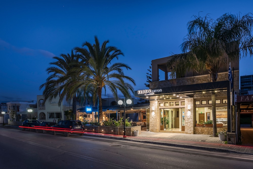 Elotis Suites — Hotel building in Chania