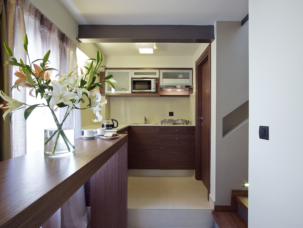 Elotis Suites — Hotel rooms in Chania