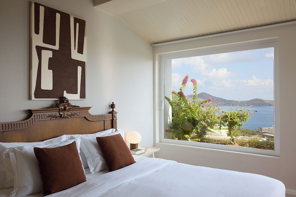Elounda Gulf Villas by Sandglass — Hotel rooms in Elounda