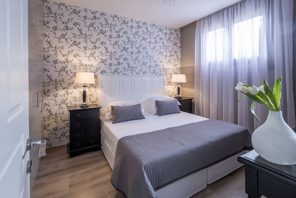 Elounda Gulf Villas by Sandglass — Hotel rooms in Elounda