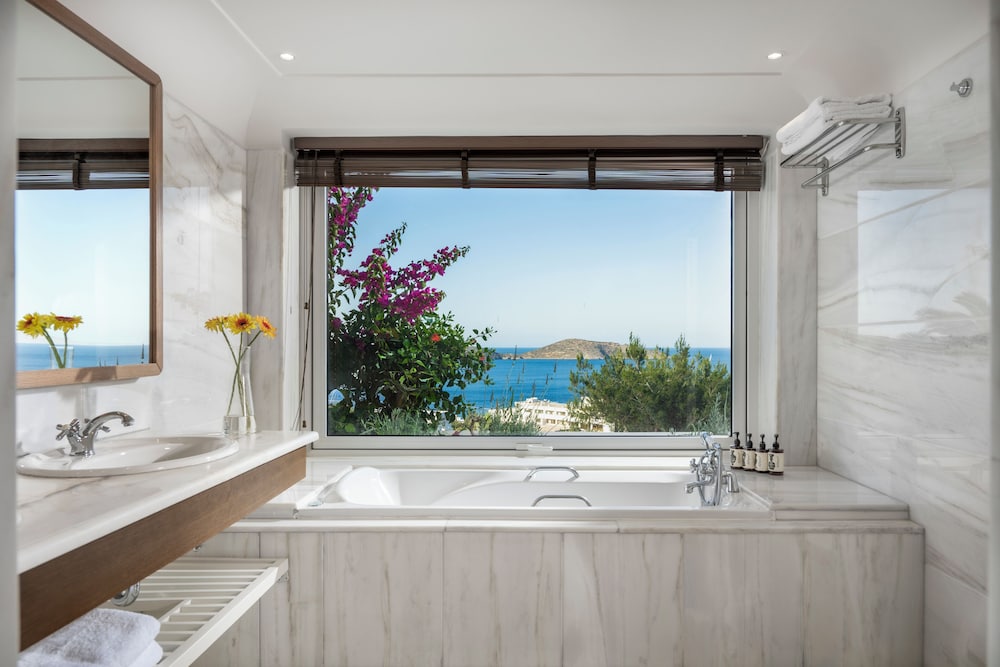 Elounda Gulf Villas by Sandglass — Hotel rooms in Elounda