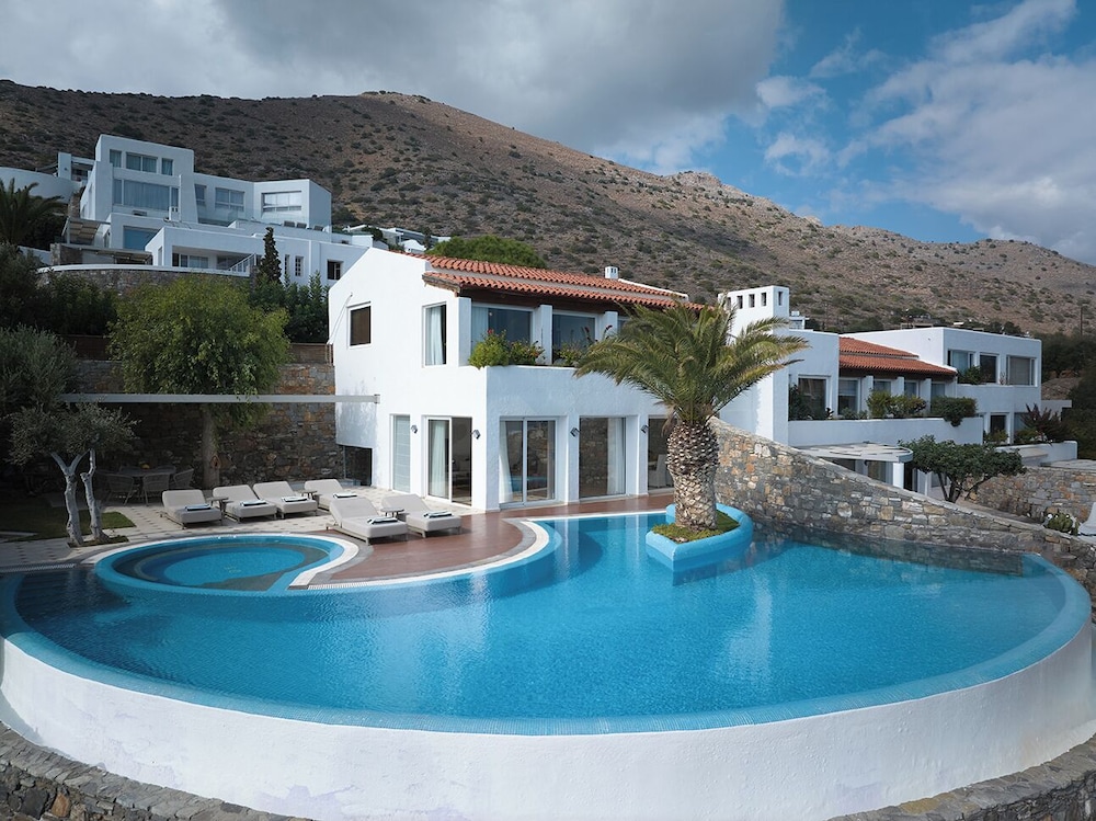 Elounda Gulf Villas by Sandglass — Swimming pool in Elounda