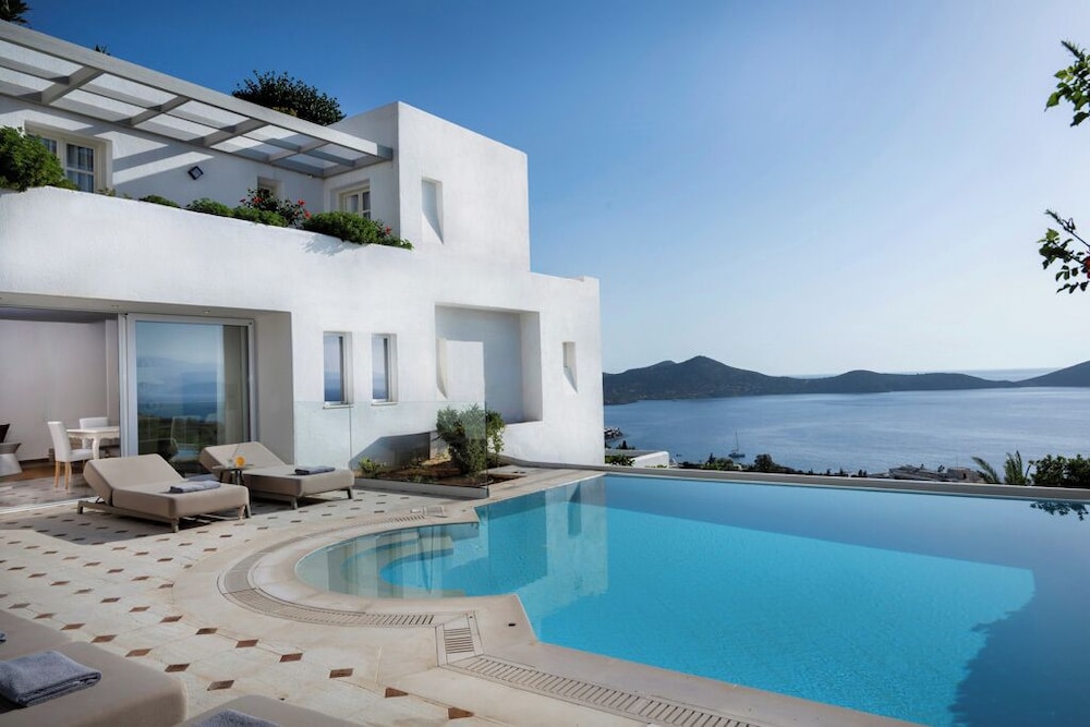 Elounda Gulf Villas by Sandglass — Swimming pool in Elounda