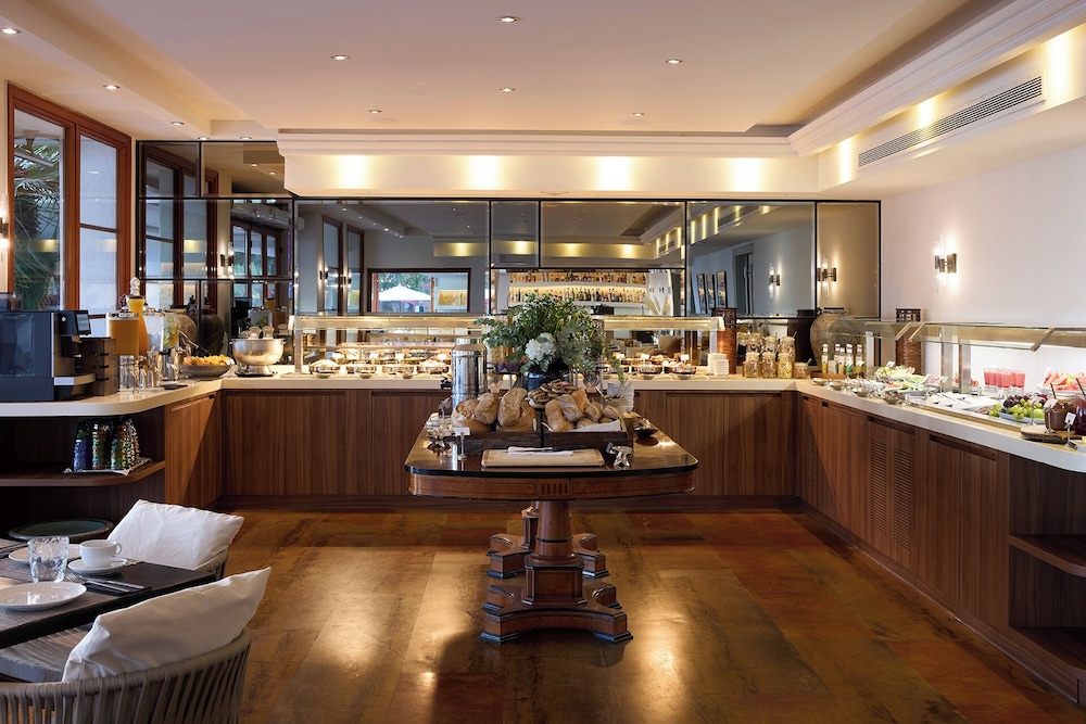 Elounda Gulf Villas by Sandglass — Restaurant & bars in Elounda