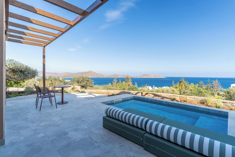 INNSiDE by Meliá Crete Elounda — Swimming pool in Elounda