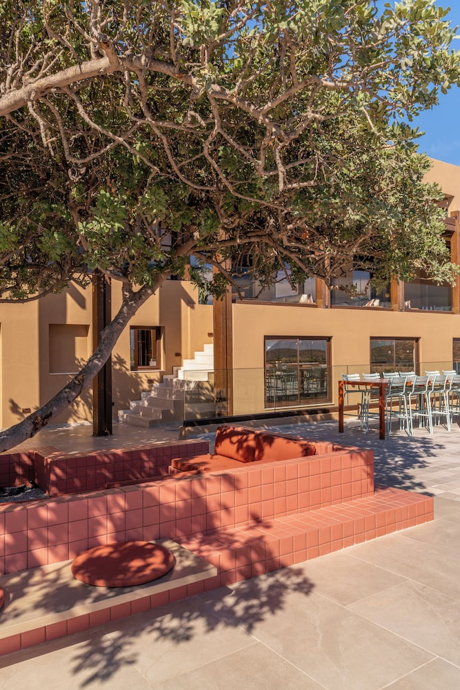 INNSiDE by Meliá Crete Elounda — Hotel building in Elounda
