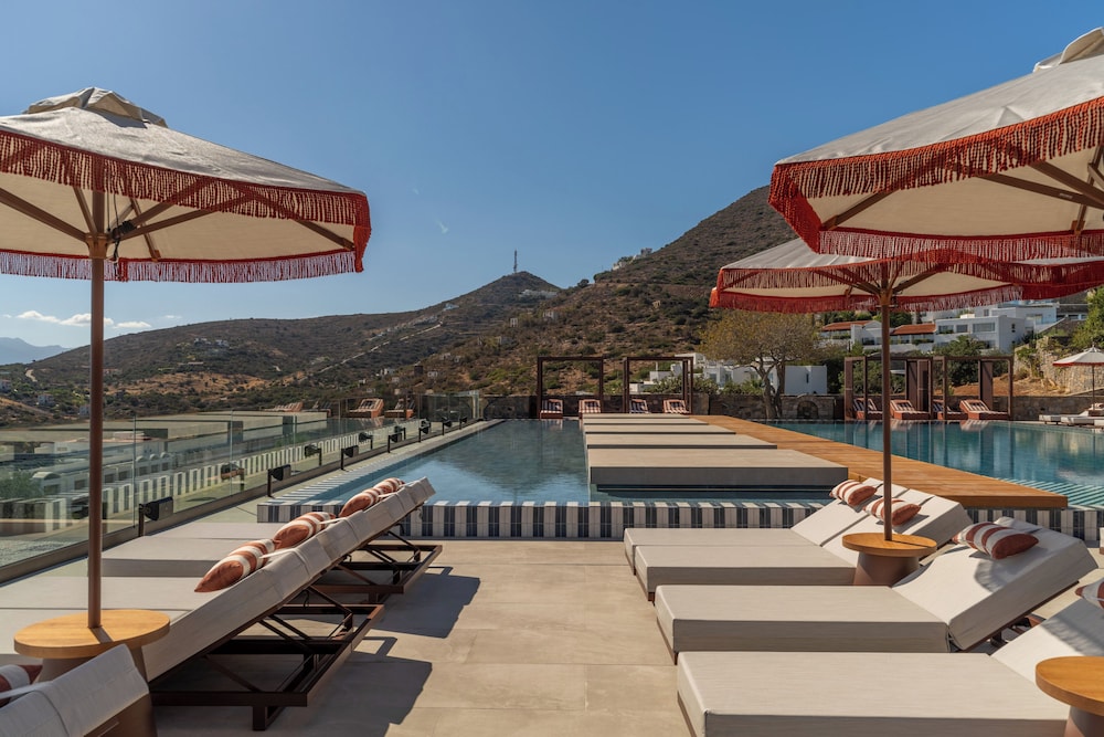 INNSiDE by Meliá Crete Elounda — Swimming pool in Elounda
