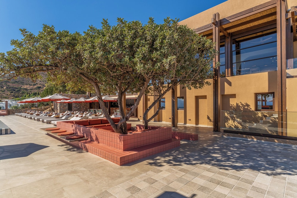 INNSiDE by Meliá Crete Elounda — Hotel building in Elounda
