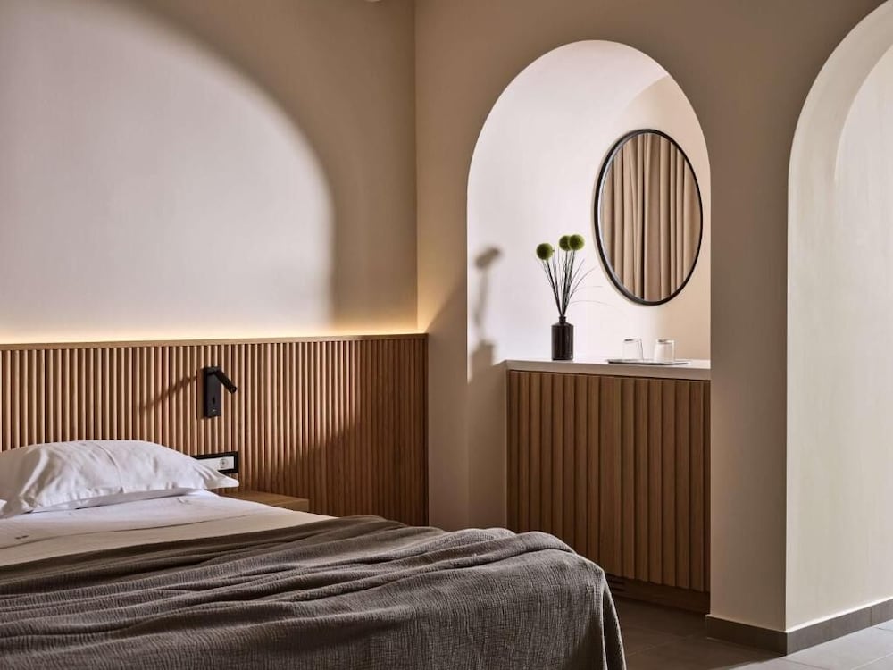 Elounda Palm Hotel — Hotel rooms in Elounda
