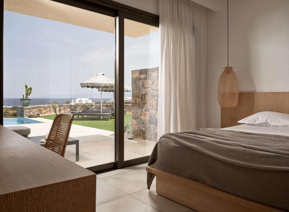 Elounda Palm Hotel — Hotel rooms in Elounda