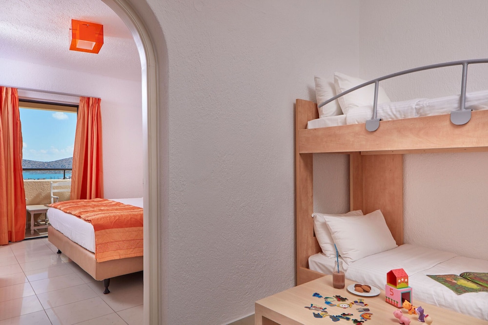 Elounda Palm Hotel — Hotel rooms in Elounda